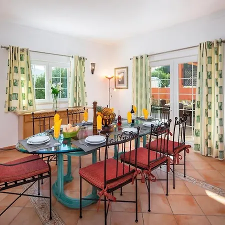 فيلة 4 Bed Private Ribeiro Ii With Heated Pool, Garden, Wi-fi *