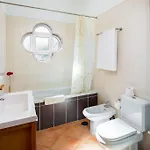 Βίλα 4 Bed Private Ribeiro Ii With Heated Pool, Garden, Wi-fi *